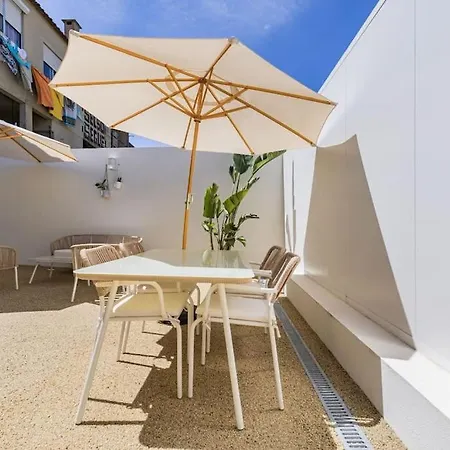 Sunny Patio And King Size Bed In Trendy Marvila *
