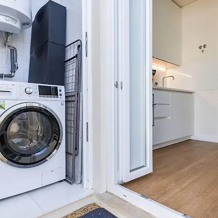 Apartament Sunny Patio And King Size Bed In Trendy Marvila *