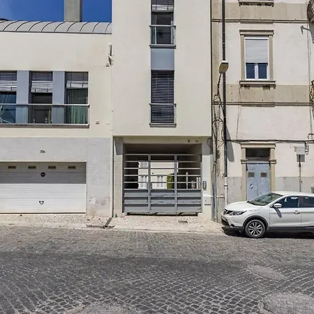 Sunny Patio And King Size Bed In Trendy Marvila Apartament