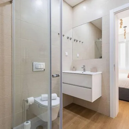 Apartament Sunny Patio And King Size Bed In Trendy Marvila *