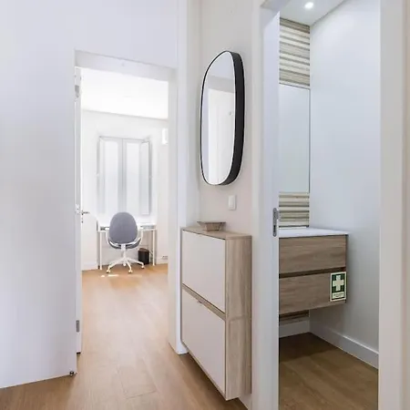 Sunny Patio And King Size Bed In Trendy Marvila